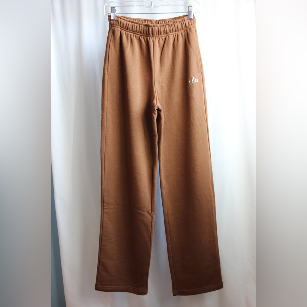 Alo Yoga, Accolade Straight Leg Sweatpant, Cinnamon Brown, Size: XXS.